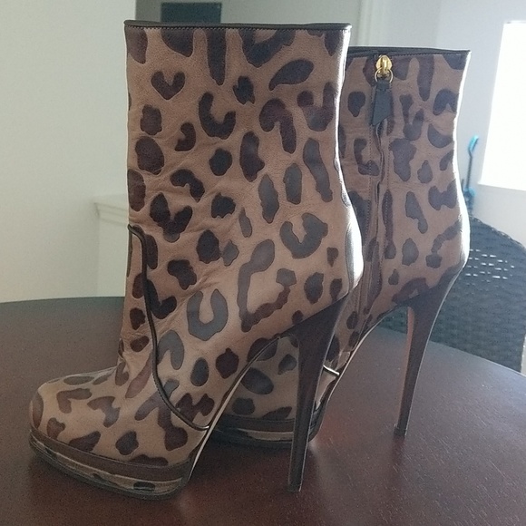 Ankle Boots - Picture 5 of 6